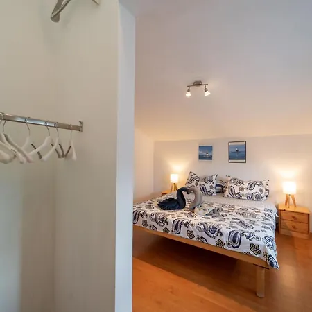 Sabrina Bis Zu 8 Personen By Interhome Poreč