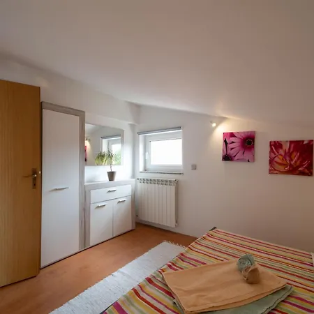 Sabrina Bis Zu 8 Personen By Interhome شقة *