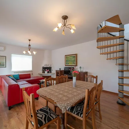 Sabrina Bis Zu 8 Personen By Interhome Apartment Poreč
