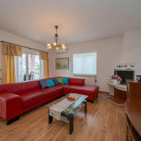 Sabrina Bis Zu 8 Personen By Interhome * פורץ